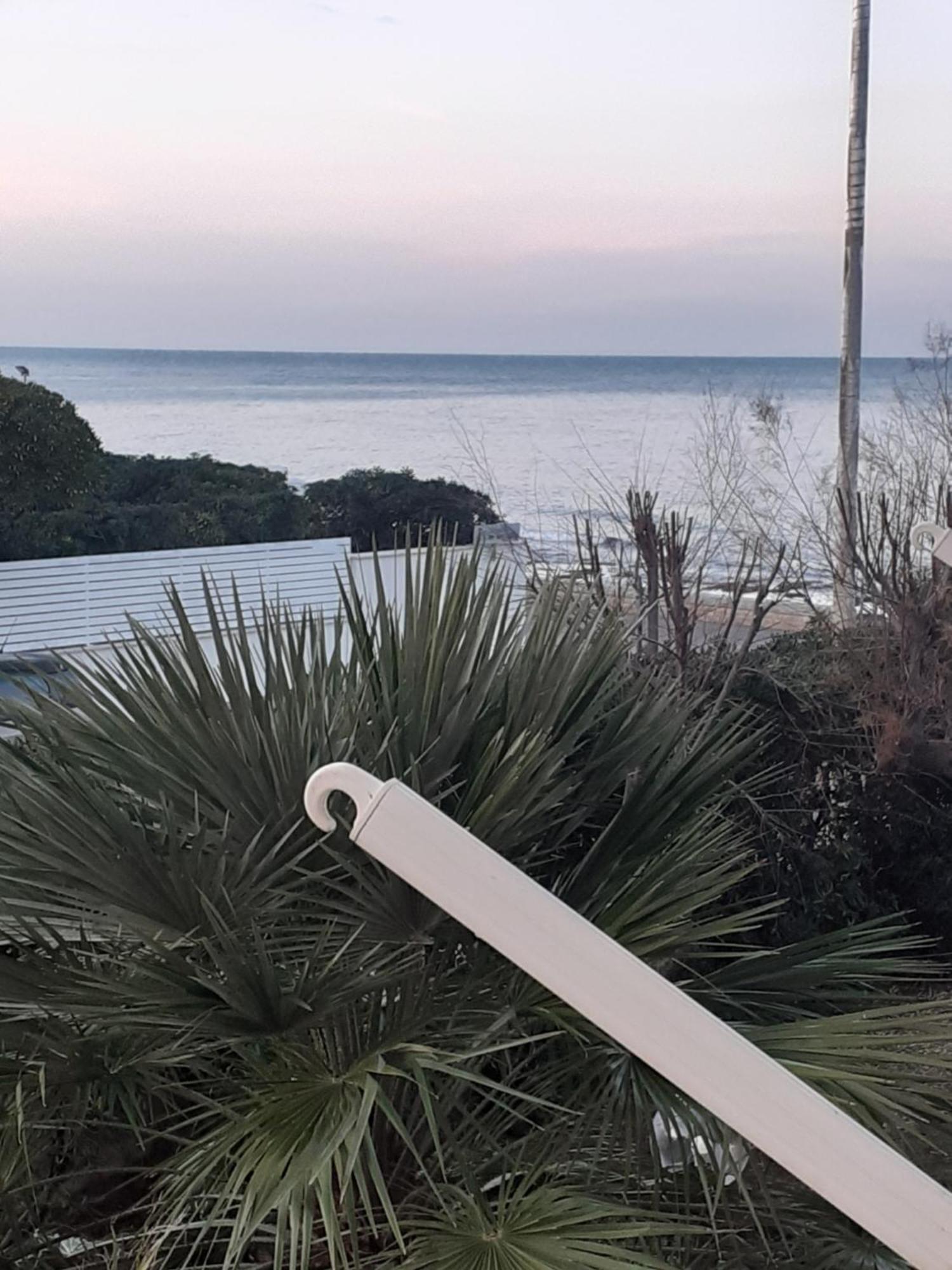 Portami A Sentire Le Onde Del Mare Lägenhet Bari Exteriör bild